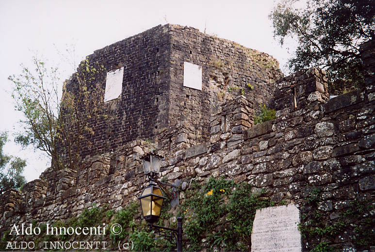 LA TORRE DI DANTE A MULAZZO
